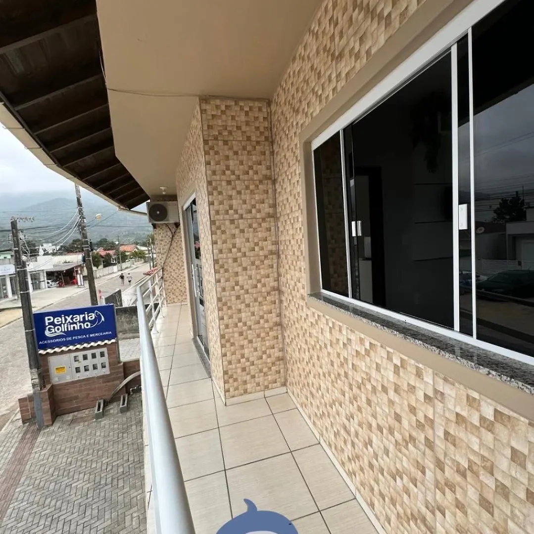 Residencial Golfinho - Palmas, Apto 02 Governador Celso Ramos Daire